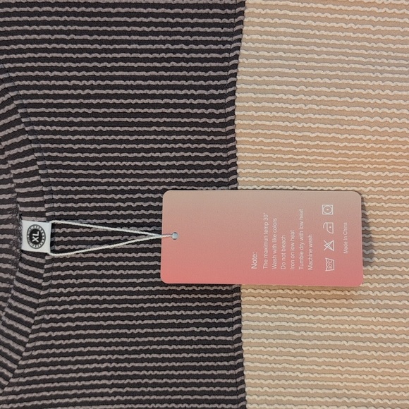 Anyshow Colorblock Ribbed Long-sleeve Crewneck Top NWT - Picture 3 of 8